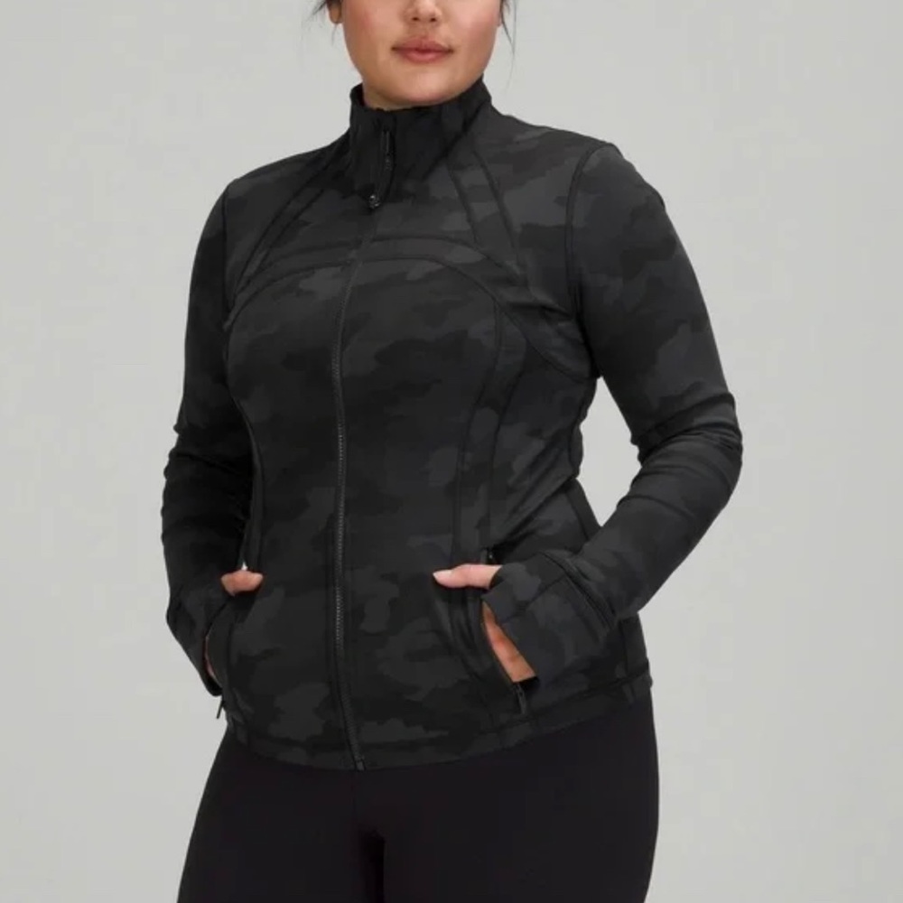BLACK CAMO RARE LULULEMON DEFINE JACKET
